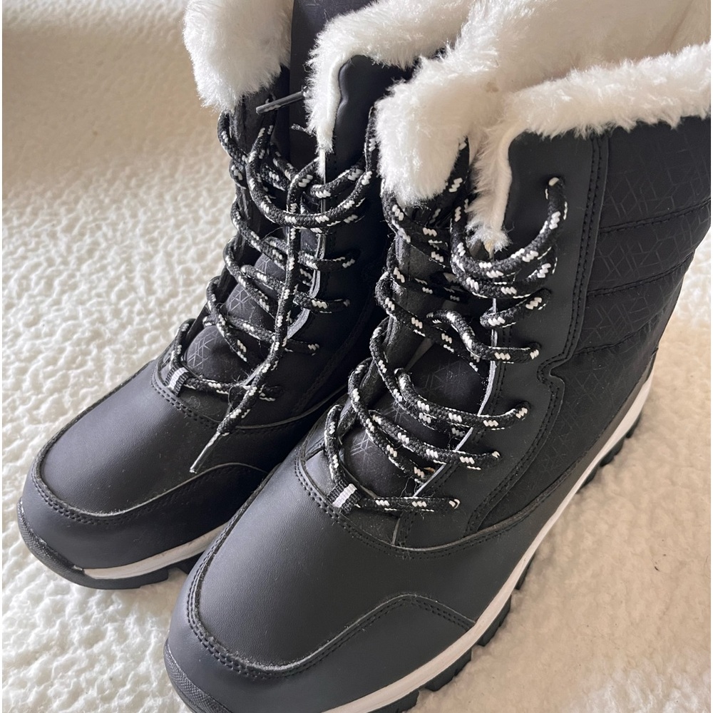 Boots With the Fur | Size 8-8.5